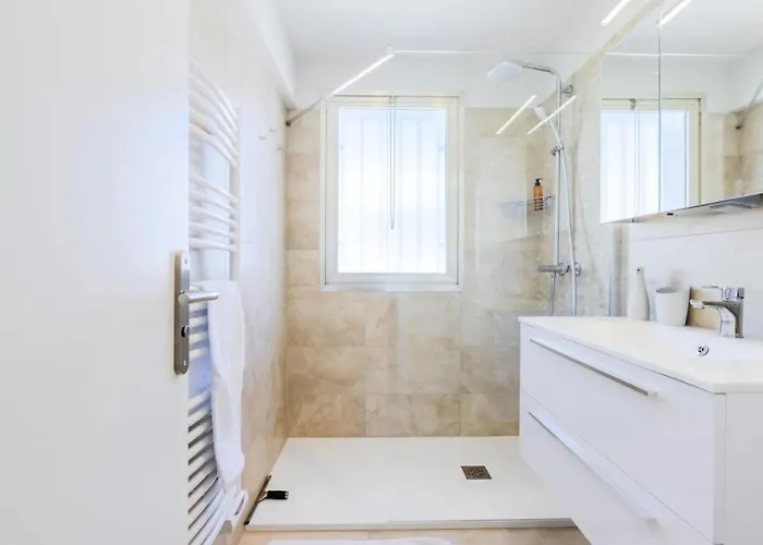 Apartamento Résidence 2p De Style Avec Terrasse, Plages Et Commerces à Pied - 2p De Style Avec Terrasse, Plages Et Commerces à Pied Mae-1913